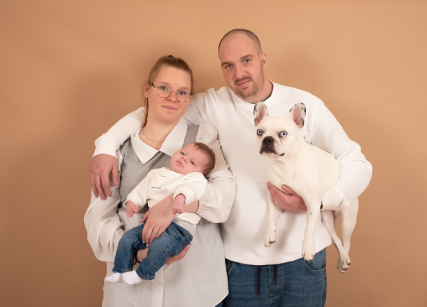 seance-famille-bebe-chien